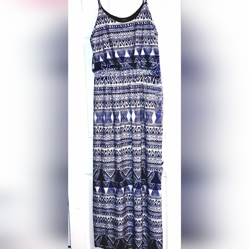 Chesley Blue and White Geometric Maxi Dress SIZE XL with POCKETS!